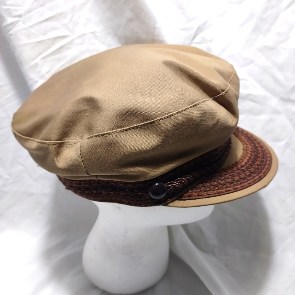 Vintage UNITED HATTERS Embroidered Khaki Cabbie/Newsboy Cap - MADE IN U.S.A.